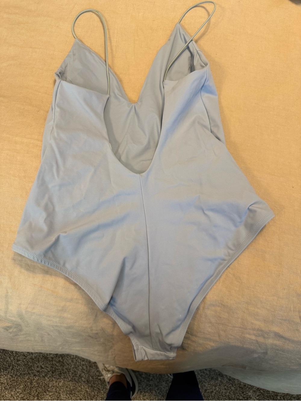 Reformation Rio One Piece Suit - Picture 3 of 6